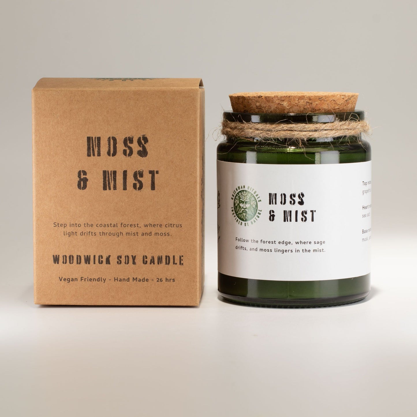 Greenman Woodwick Soy Candle - Moss & Mist – detail view