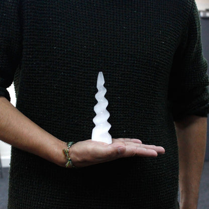 Selenite Spiral Unicorn Horn Tower - 15 cm – product image 6