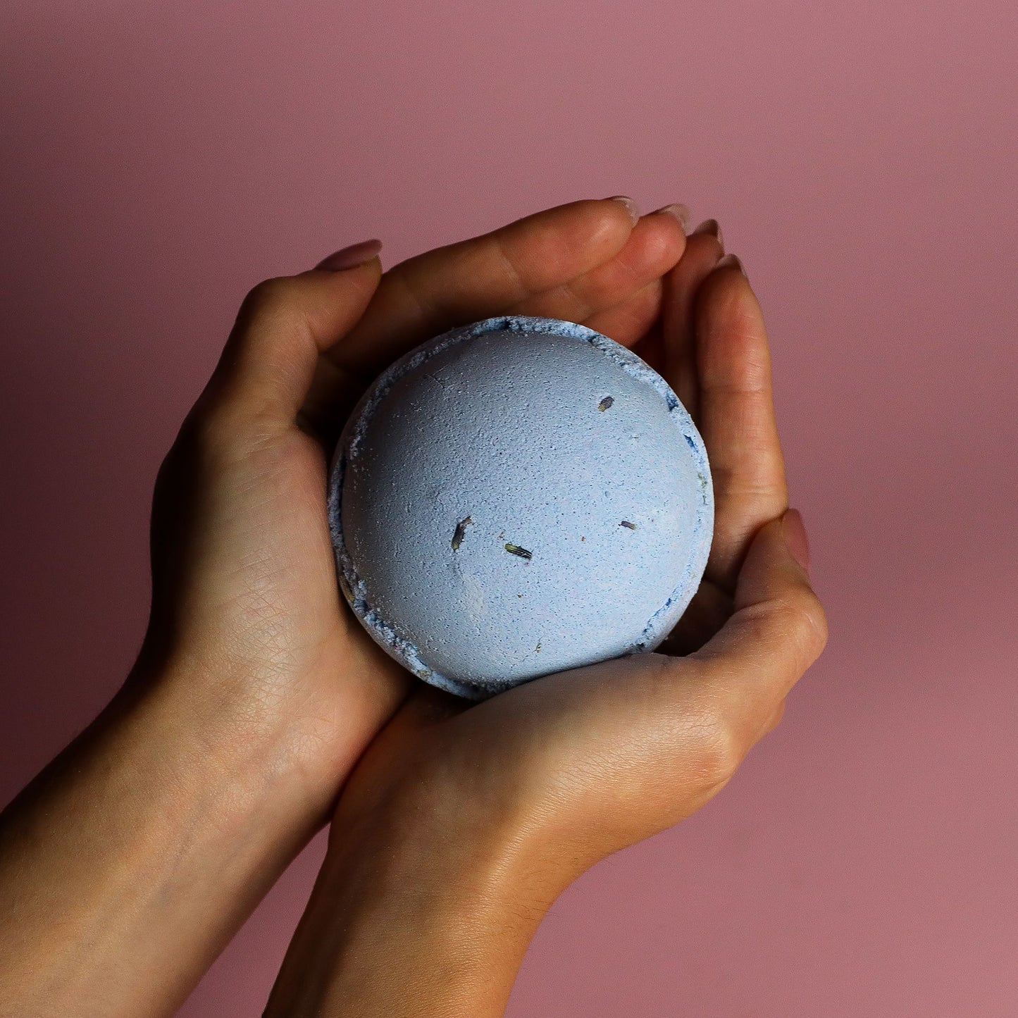 Set of 3 Lavender & Seeds Bath Bombs – detail view