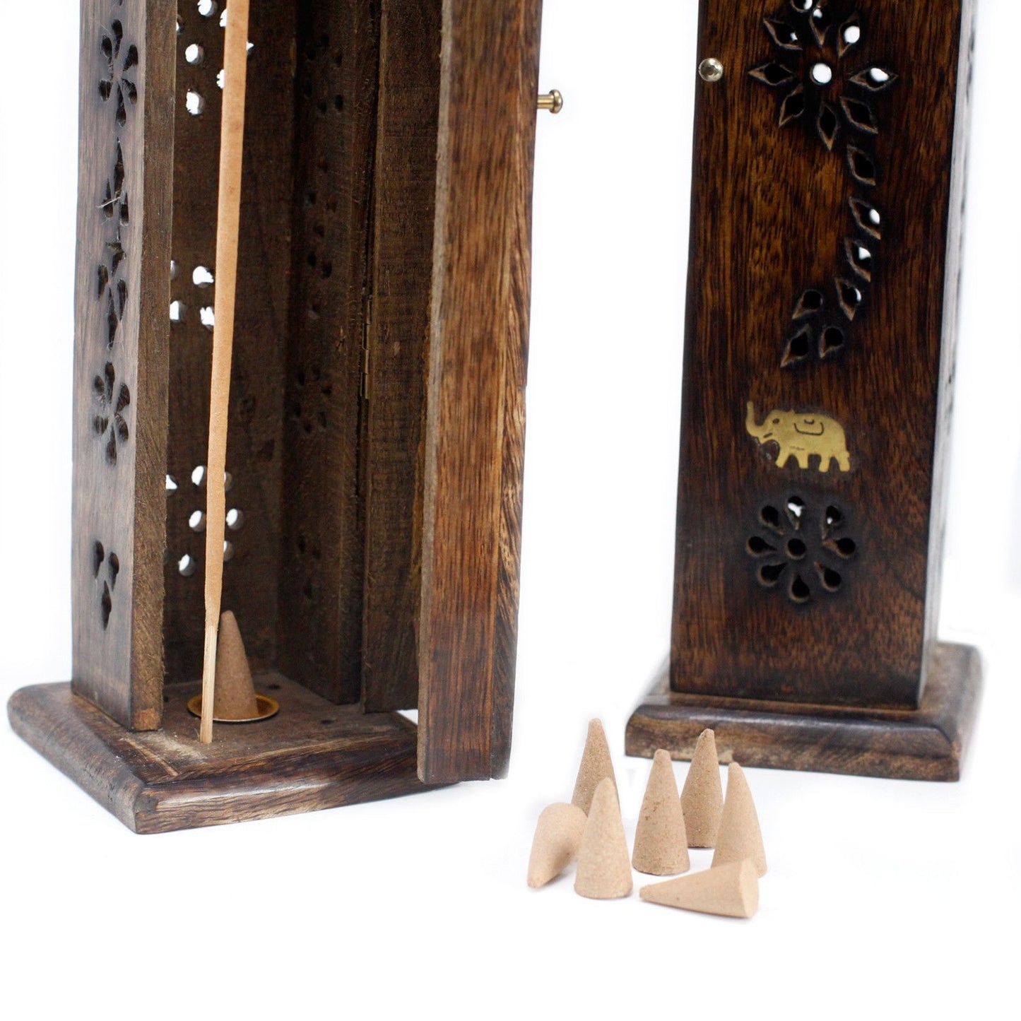 Square Incense Tower - Brass inlay - Mango Wood – detail view
