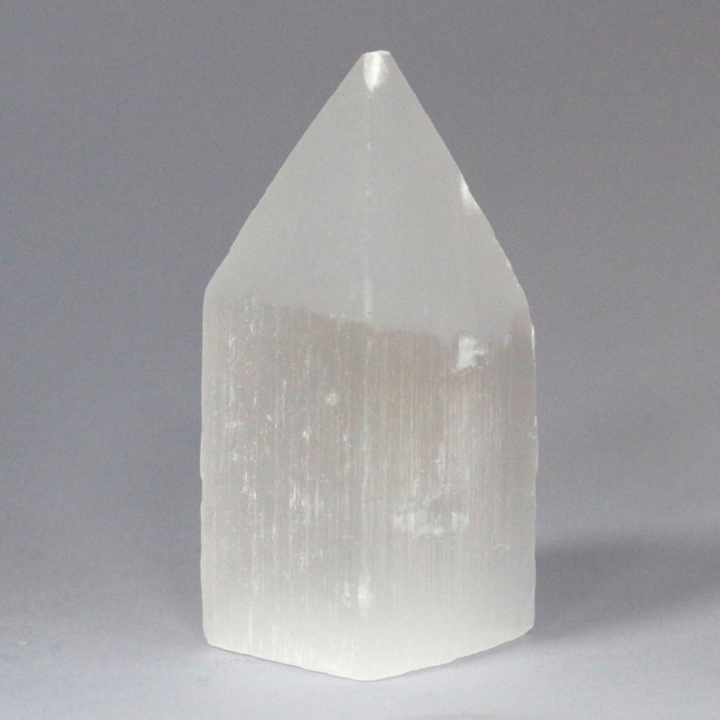 Selenite Pencil Point Tower - 10 cm | Auro & Co