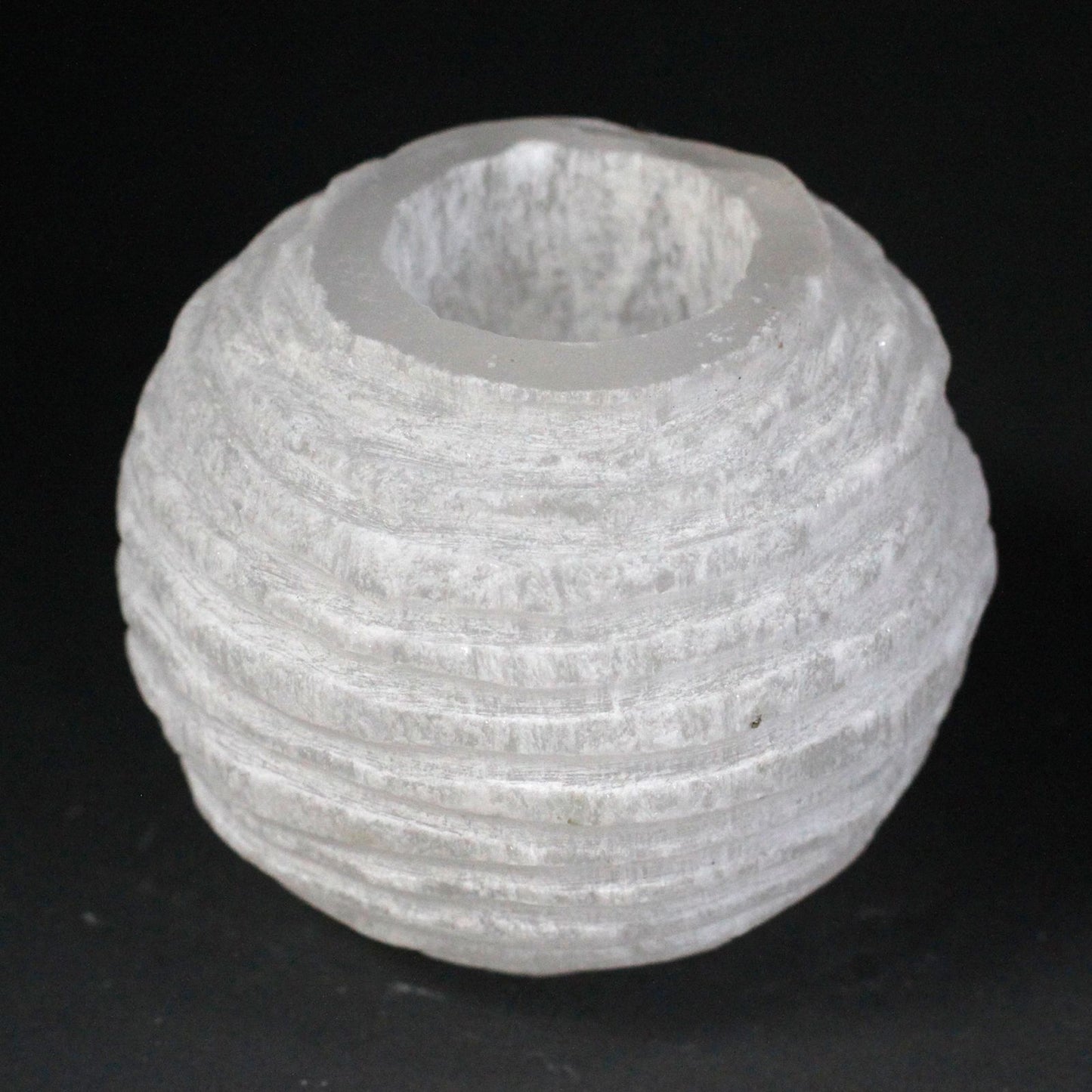 Selenite Snowball Candle Holder - 8 cm – detail view