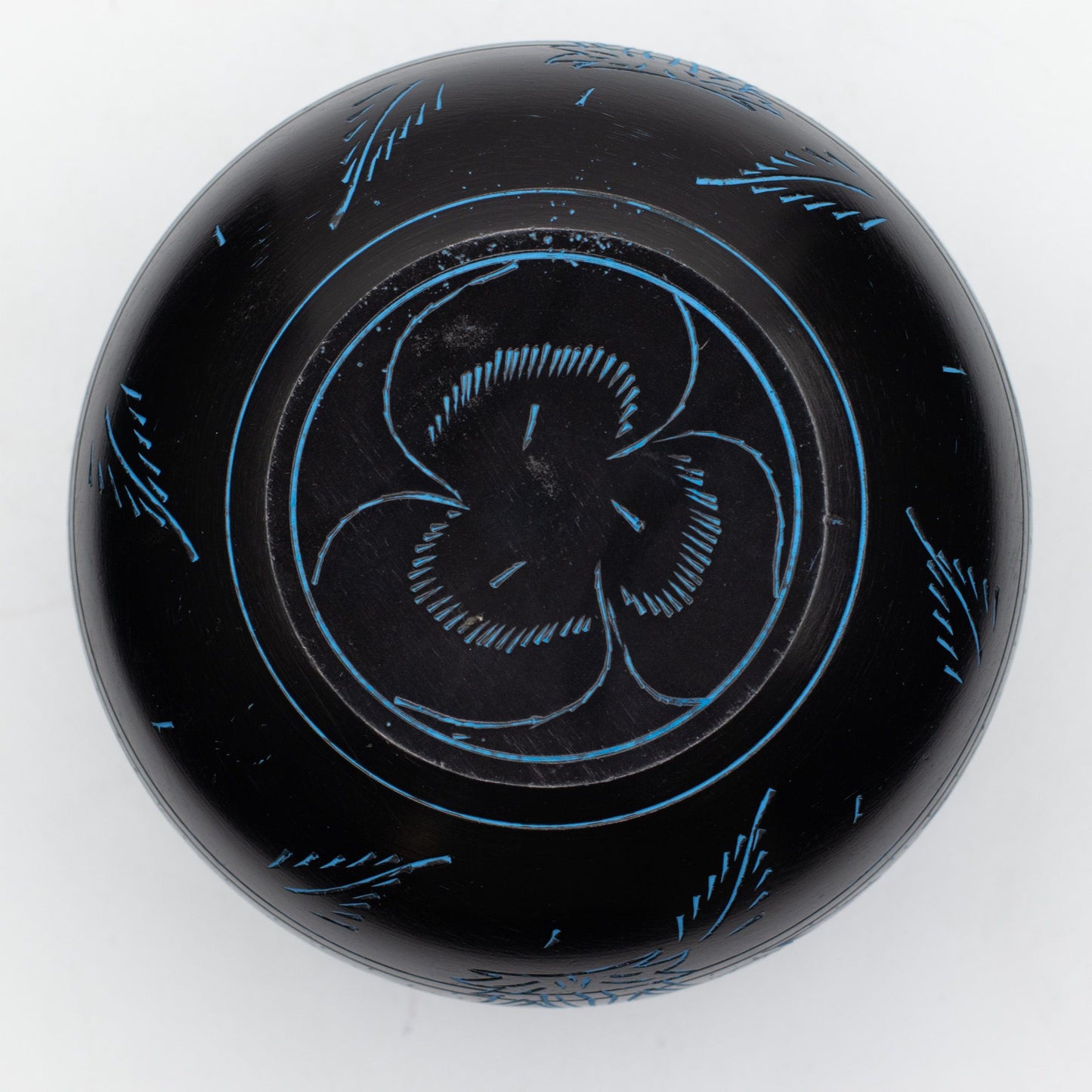 Cauldron Singing Bowl - Magic Mushroom - Blue (15cm) – detail view