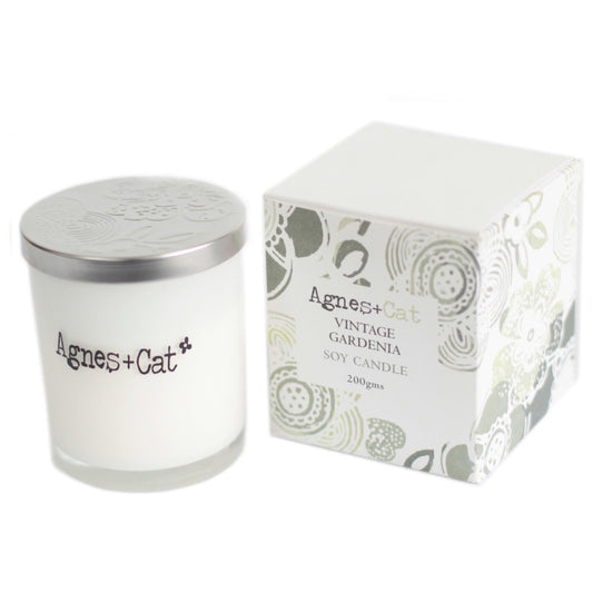 Agnes + Cat Votive Candle - Vintage Gardenia – detail view