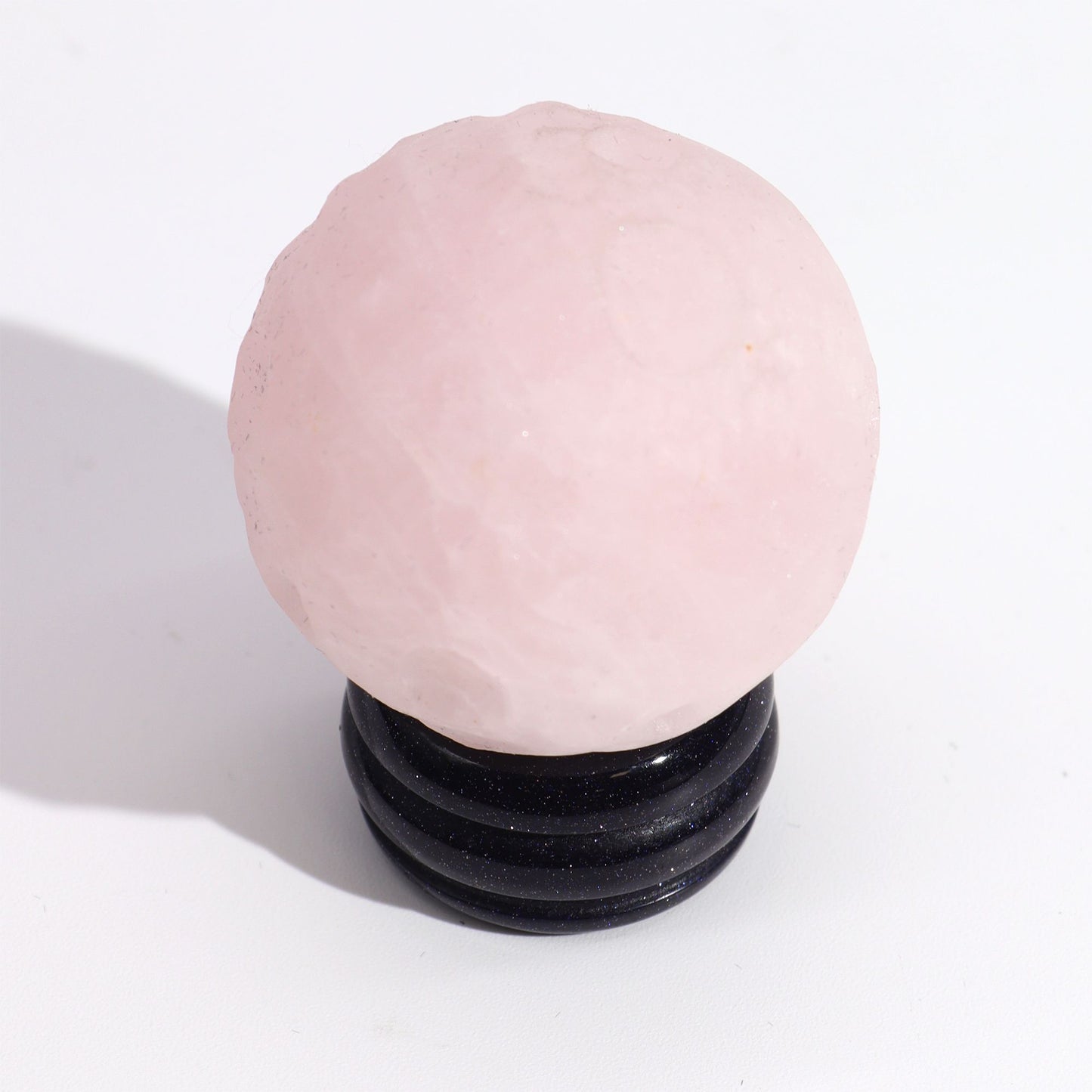 Rose Quartz Planet on a Sola Goldstone Stand (VENUS) – detail view