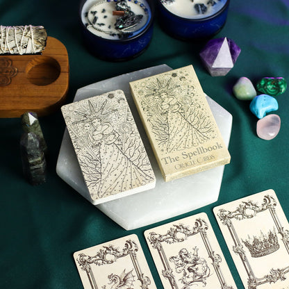 The Spellbook Oracle Cards – Witchcraft Deck – packaging
