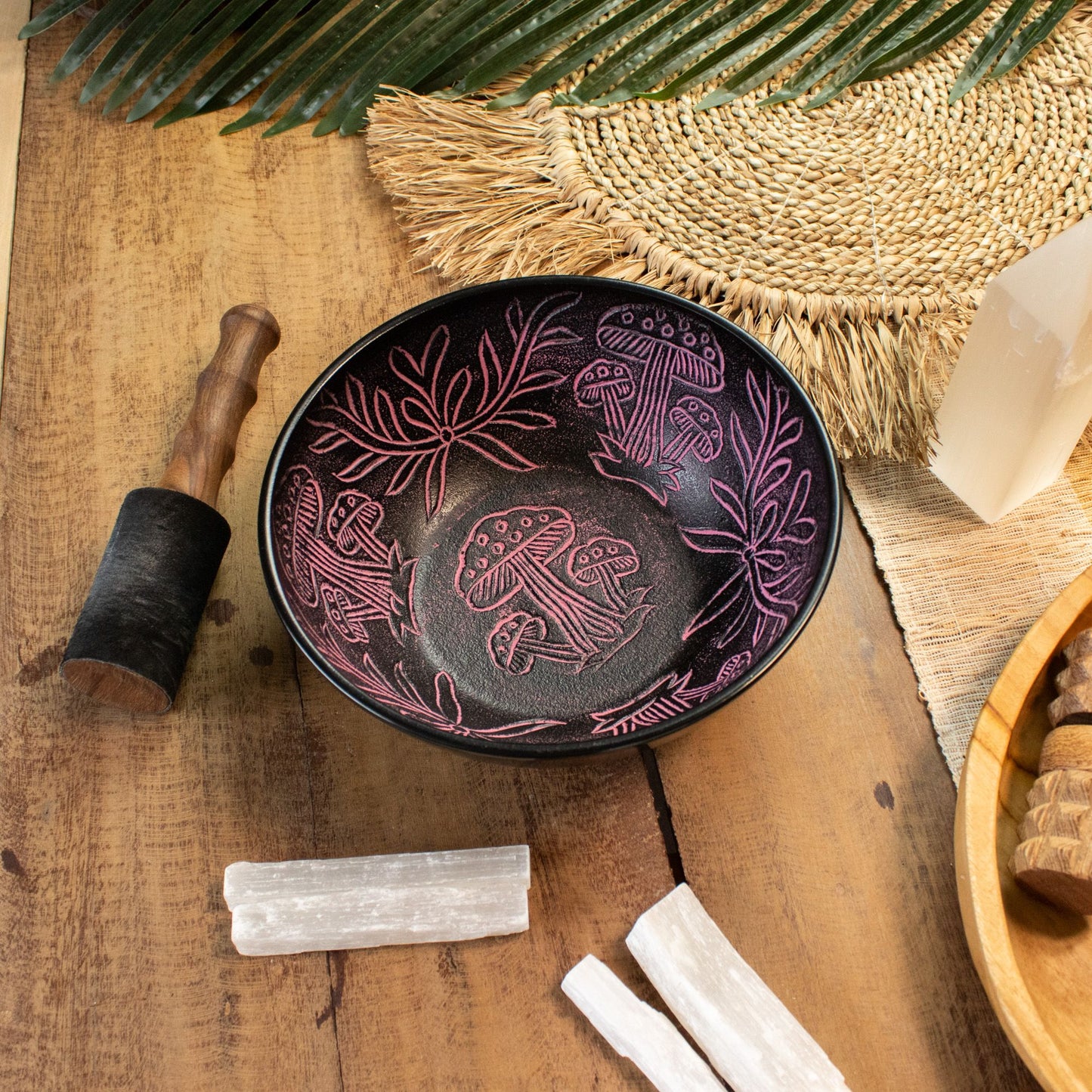 Aluminum Singing Bowl - Magic Mushroom - Pink (20cm) – product image 5