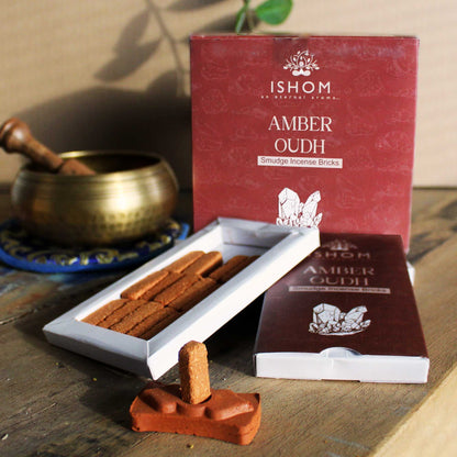 Pack of 15 Natural Incense Smudge Bricks and Burner - Amber Wood – detail view