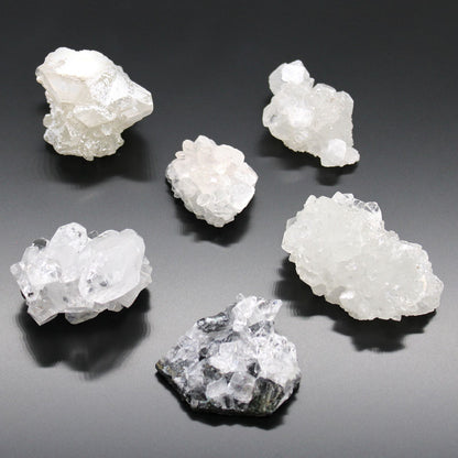 White Apophyllite Clusters 20-30mm – product image 5