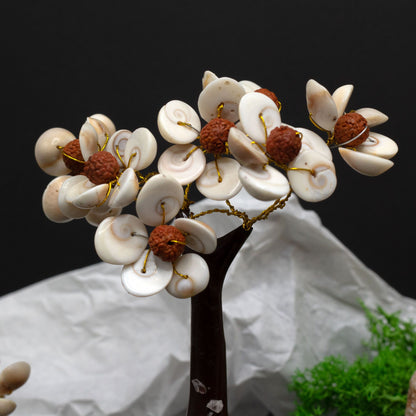 Med Gomati Chakra Circle Stone Tree with Rudraksha - (45 stones) – detail view