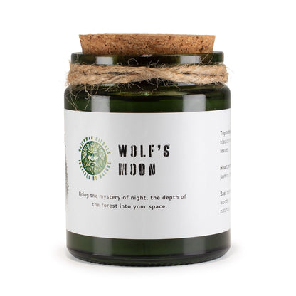Greenman Woodwick Soy Candle - Wolf's Moon | Auro & Co