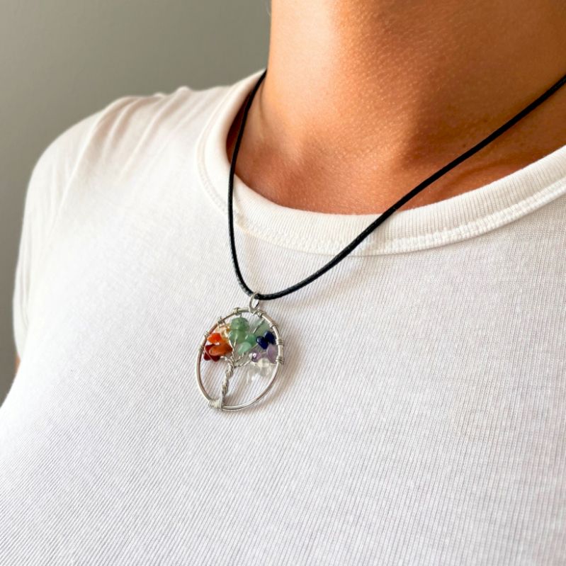 Tree of Life Pendant - Chakra – detail view