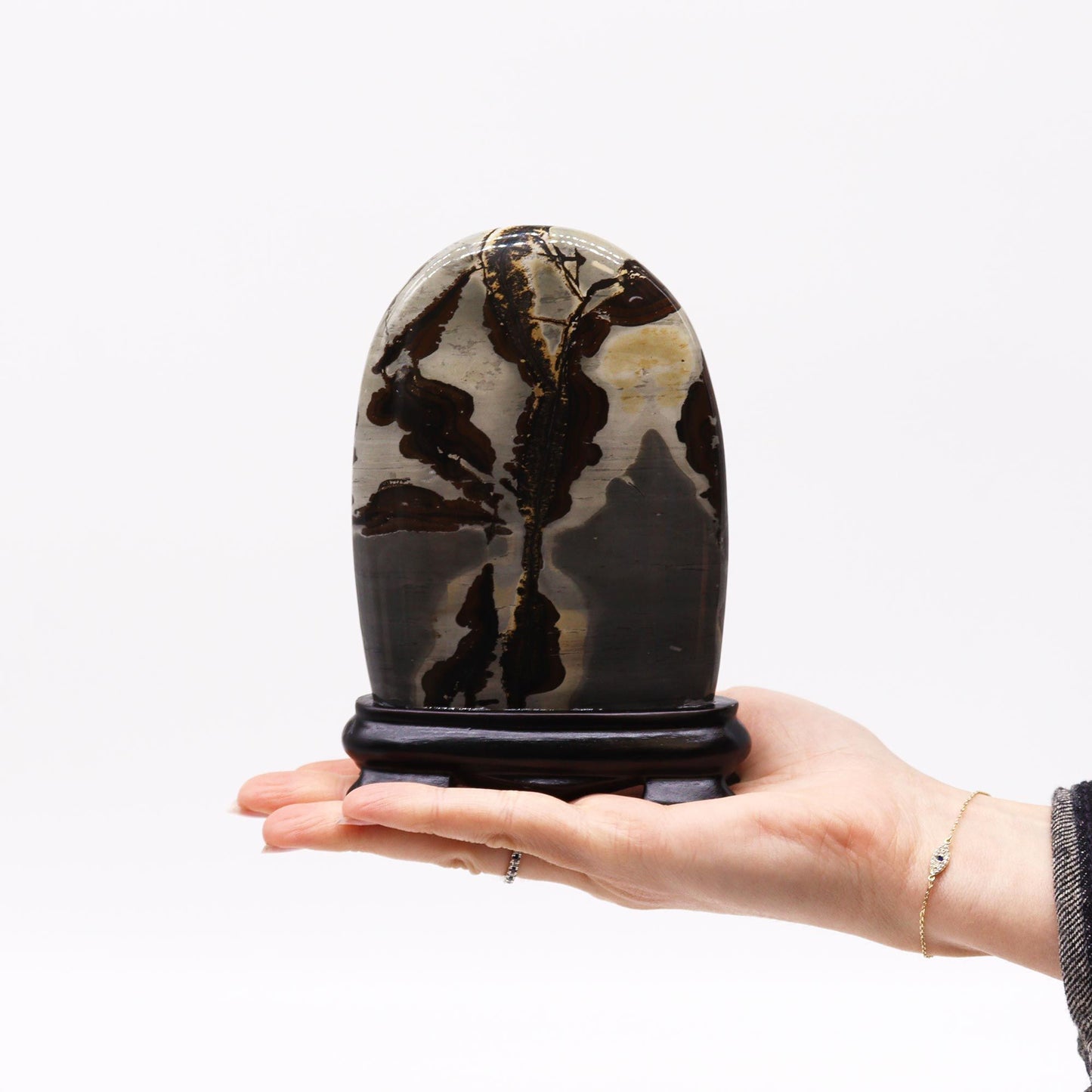 Guohua Picture Stones - Arch - 145x110mm (approx 140gm) – lifestyle shot