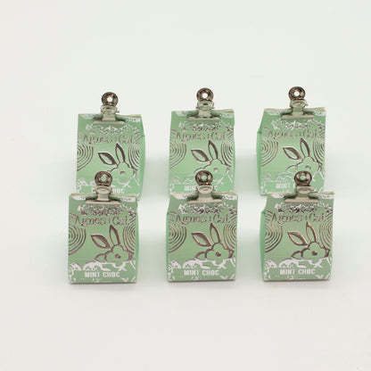 Agnes + Cat Lip Balm - Mint Chocolate – detail view