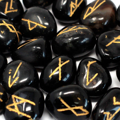 Runes Stone Set in Pouch - Black Onyx – detail view