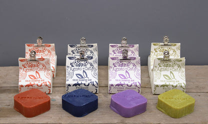 Agnes + Cat Pressed Peonies Solid Shampoo – product image 9