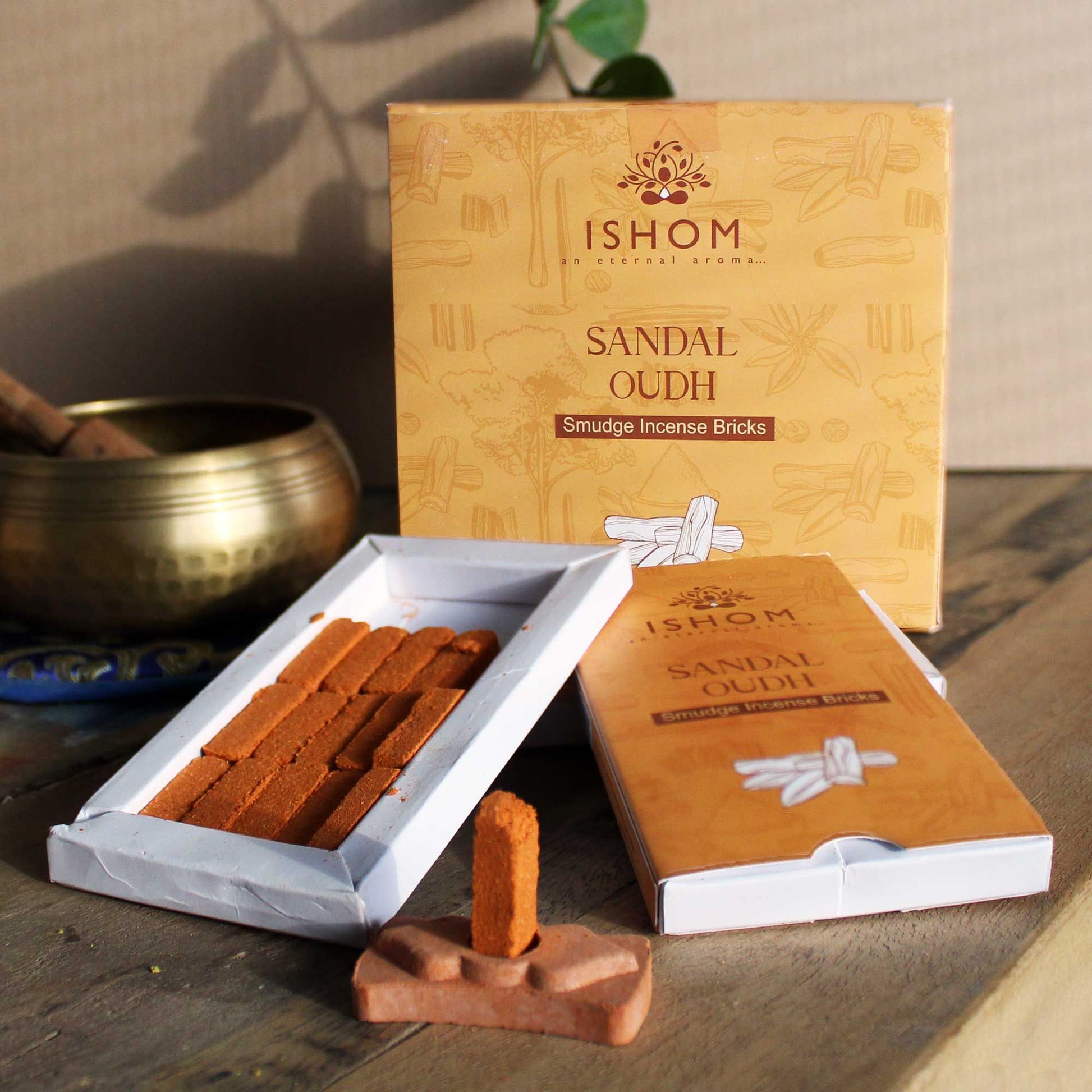 Pack of 15 Natural Incense Smudge Bricks and Burner - Sandal Wood – detail view