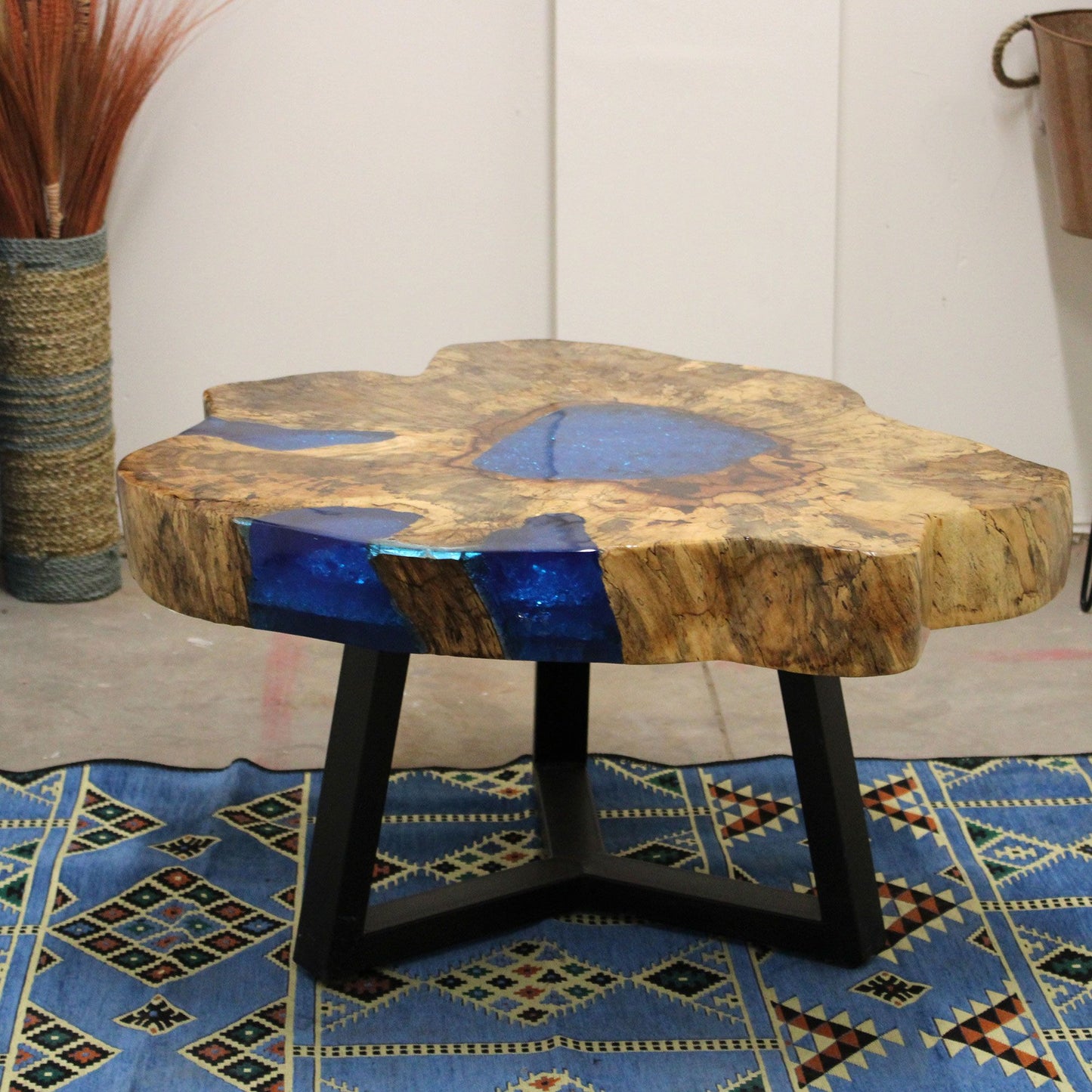 Ocean Rift Table – Hand-Shaped Wood & Resin Piece
