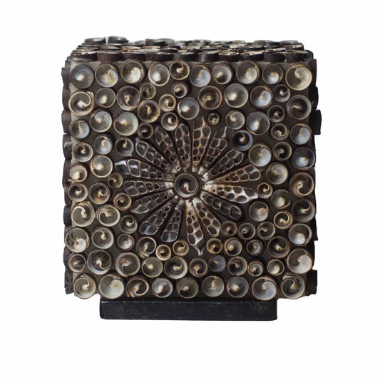 Ebony Pearl Twist Lamp – Square Seashell Glow (15cm)