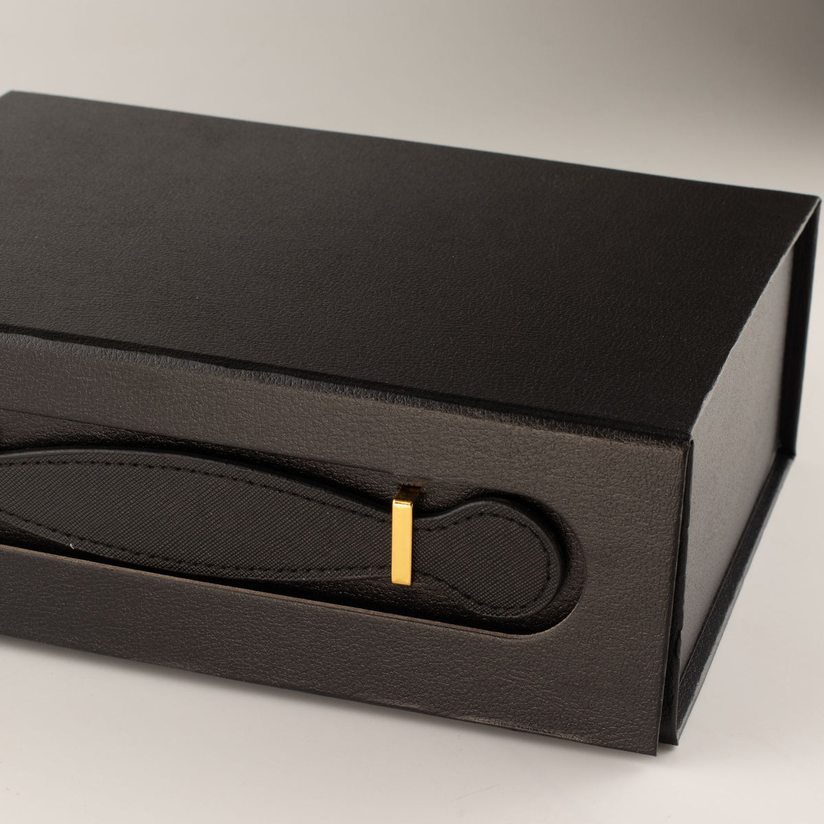 Flat Pack Gift Box - Medium Hamper (24x18.2x8cm) - Black