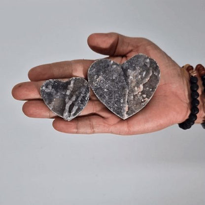 Small Calcite Heart – detail view