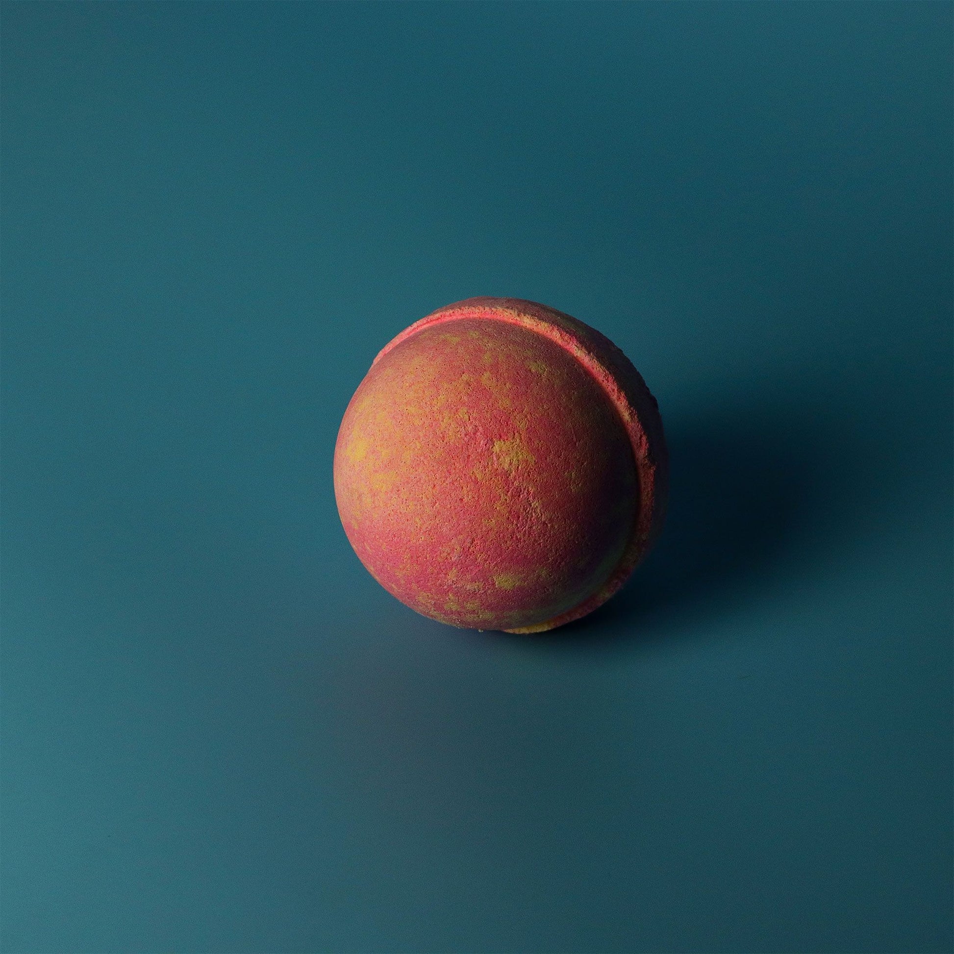 Set of 3 Five for Her Bath Bombs – detail view