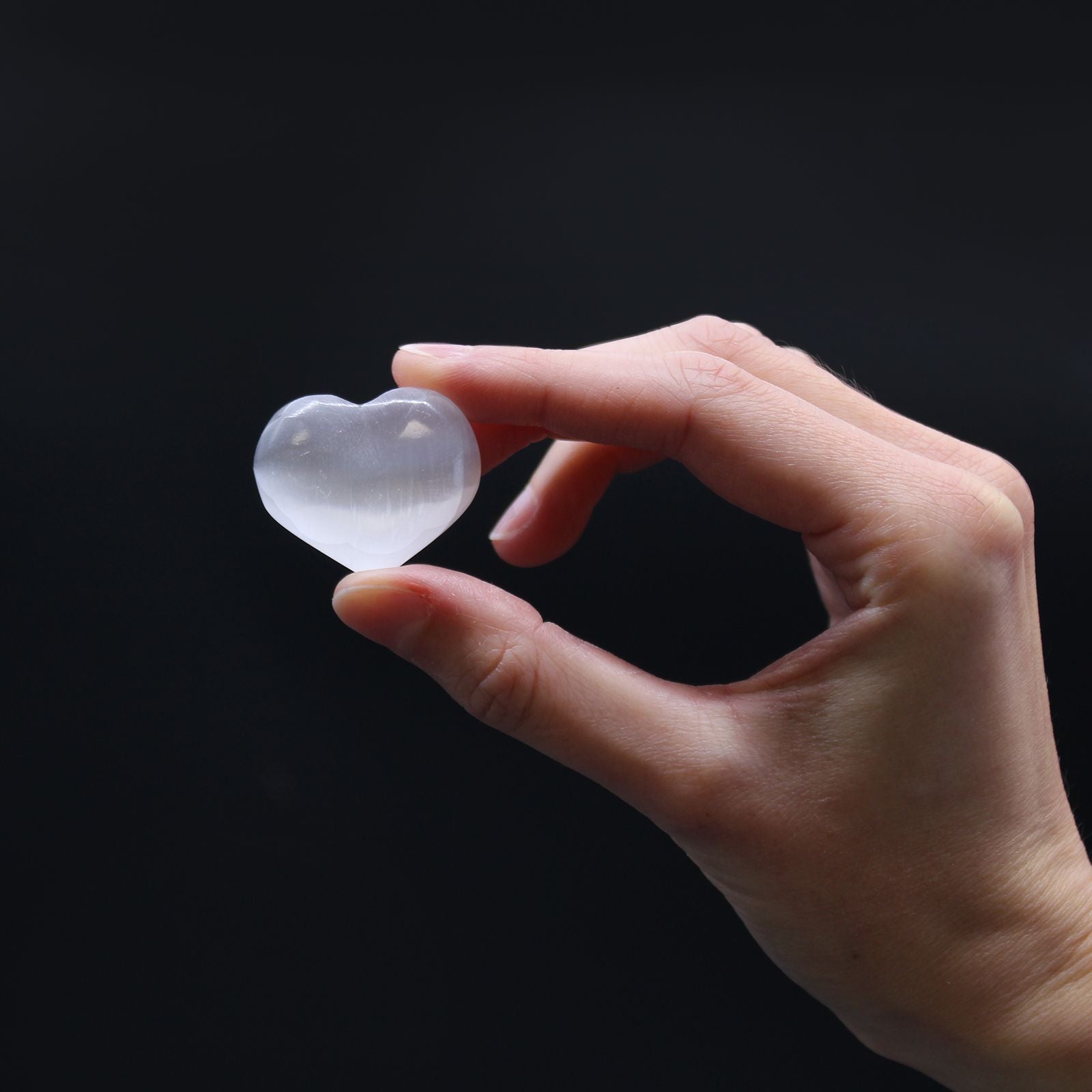 Selenite Heart - 3-4cm – lifestyle shot