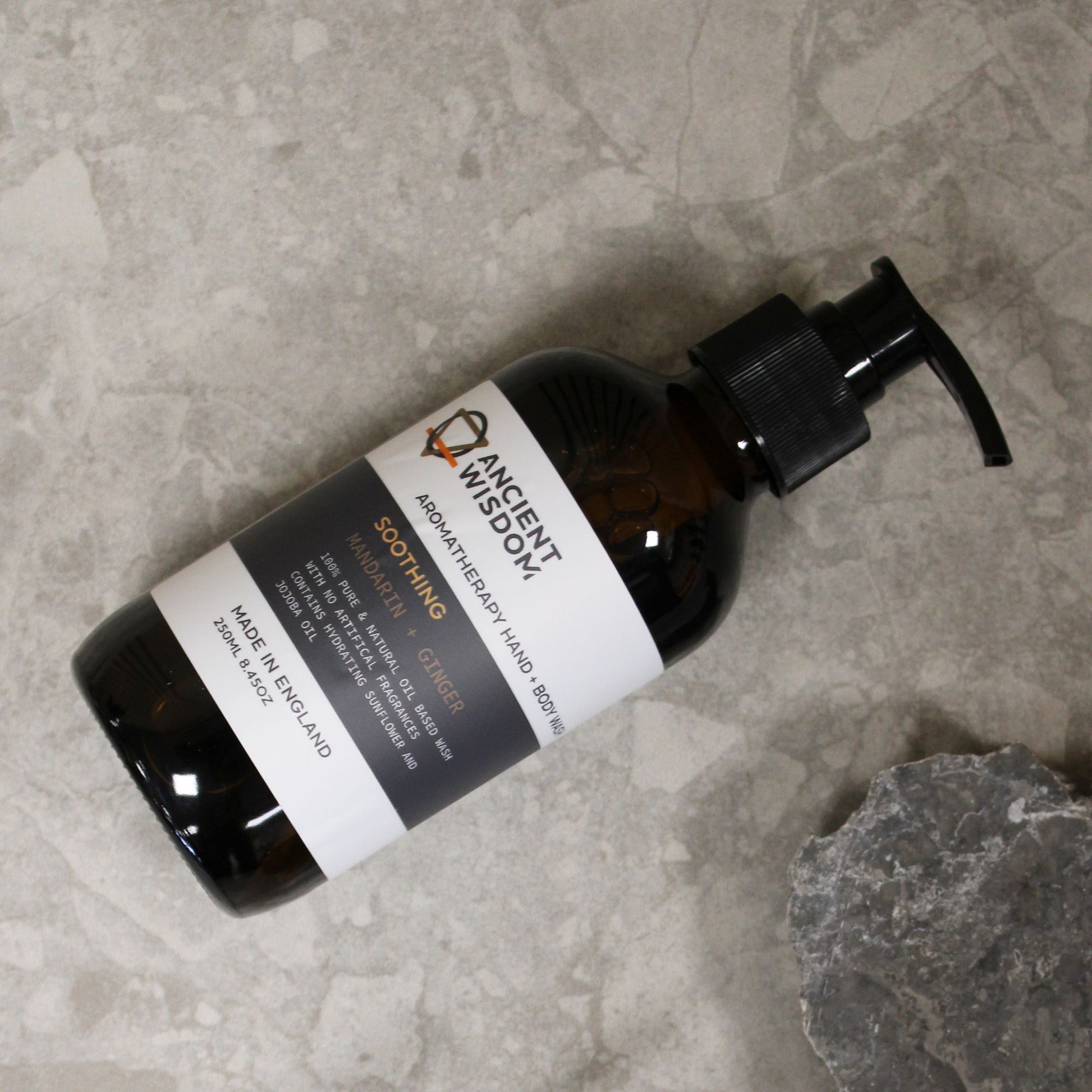 Sandalwood & Rose Hand & Body Wash 250ml – lifestyle shot