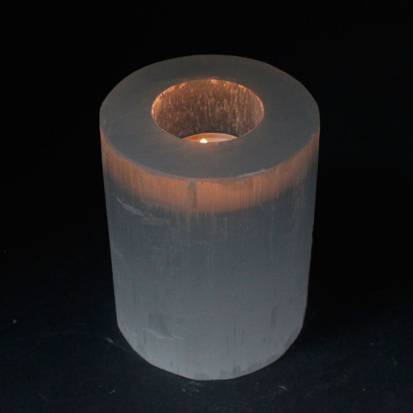 Selenite Cylinder Candle Holder - 10 cm – detail view
