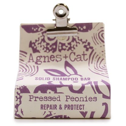Agnes + Cat Pressed Peonies Solid Shampoo – detail view