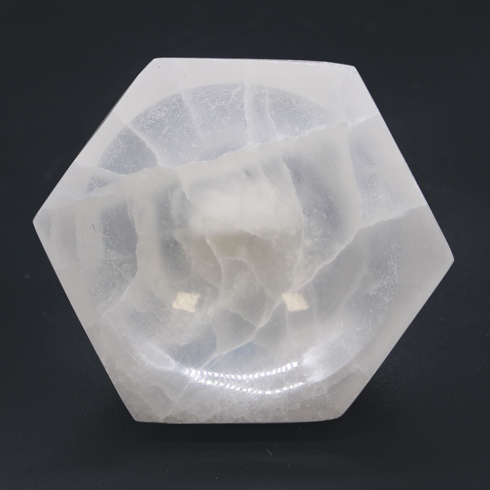 Selenite Hex Bowl - 10cm – detail view