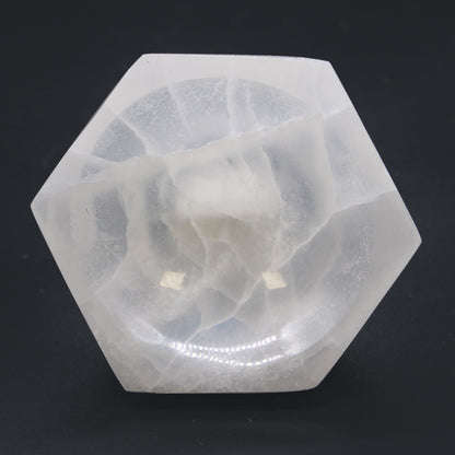 Selenite Hex Bowl - 10cm – detail view