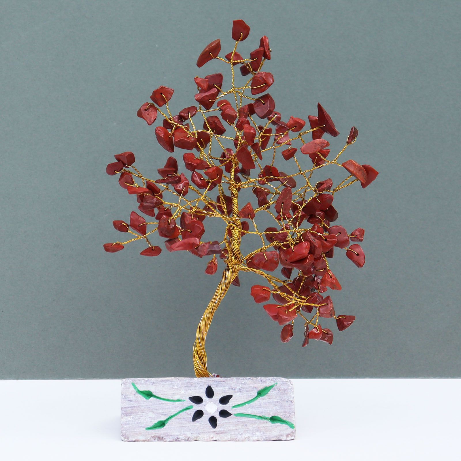 Indian Gemstone Trees Red Jasper - 160 Stone – detail view