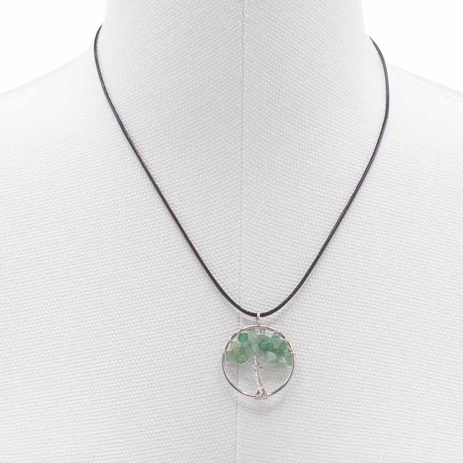 Tree of Life Pendant - Jade – detail view