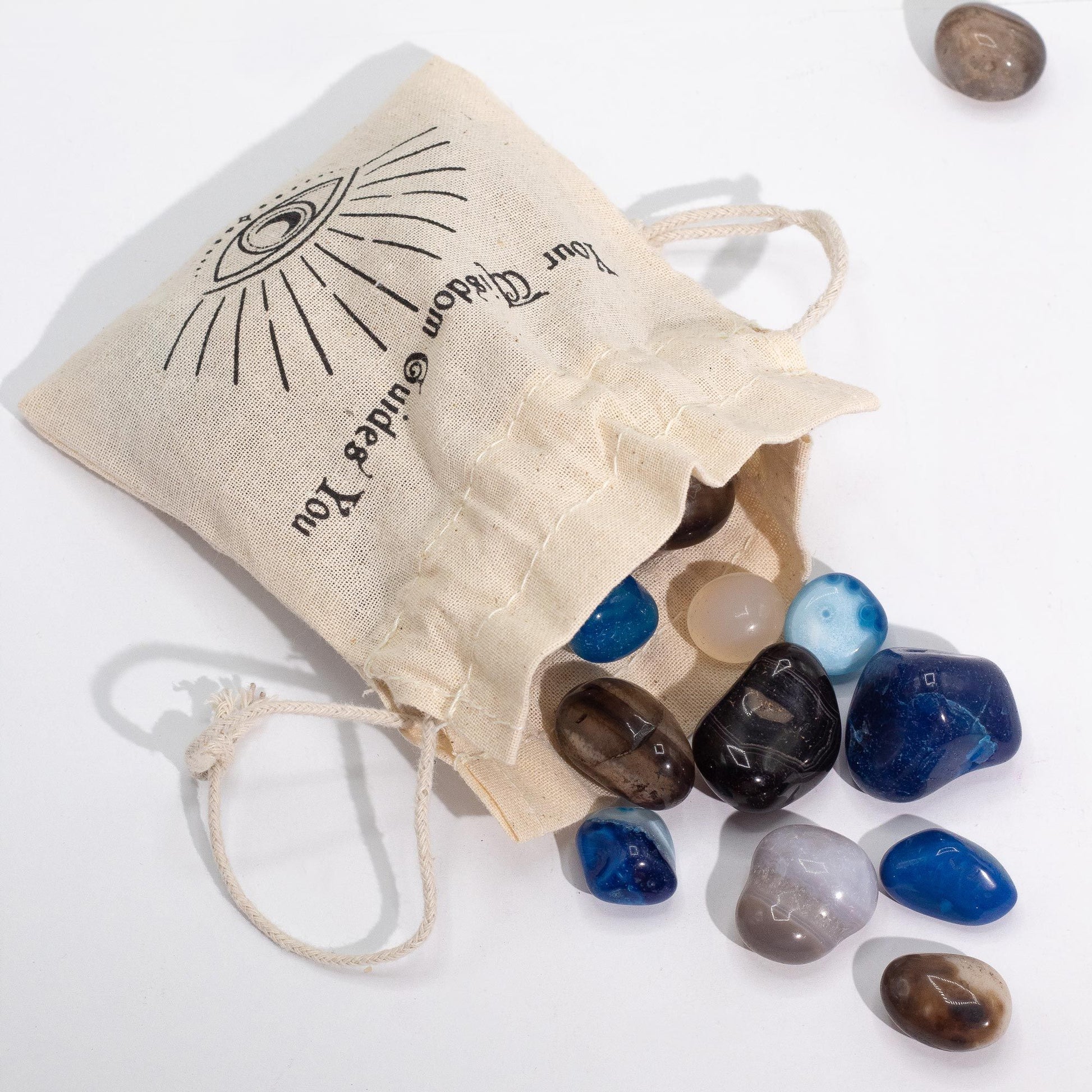 Bulk Mixed Agate - 1kg (aprox. 70 stones) – lifestyle shot