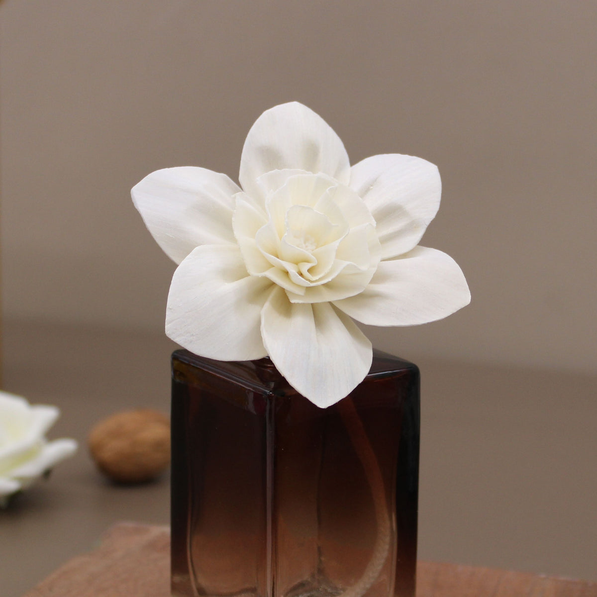 Natural Diffuser Flowers – Large Lily on String