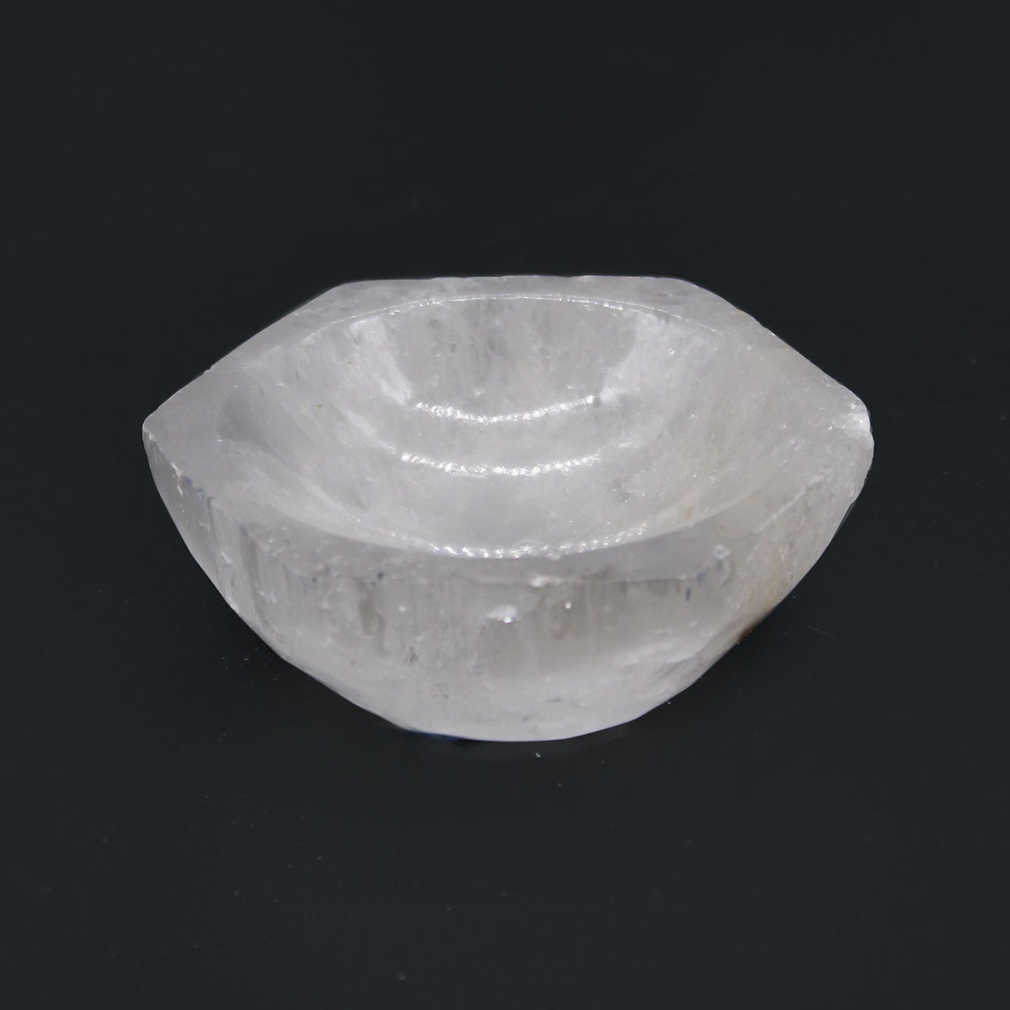 Selenite Hex Bowl - 6cm – lifestyle shot