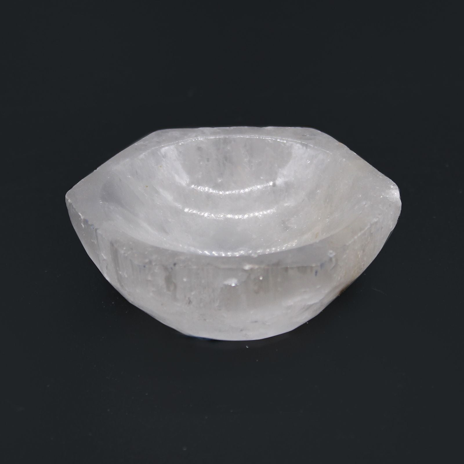 Selenite Hex Bowl - 6cm – lifestyle shot