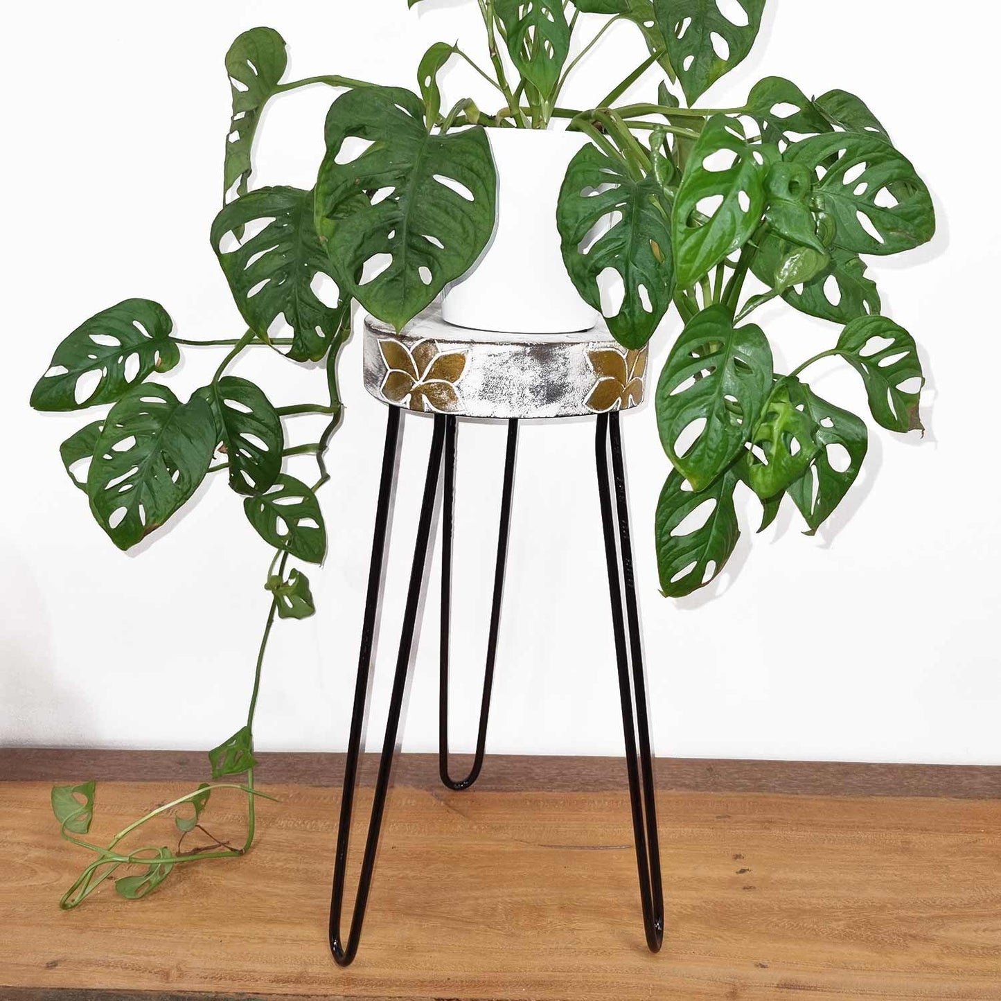 Wood Plant Stand – Whitewash & Gold