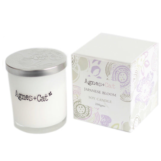 Agnes + Cat Votive Candle - Japanese Bloom – detail view