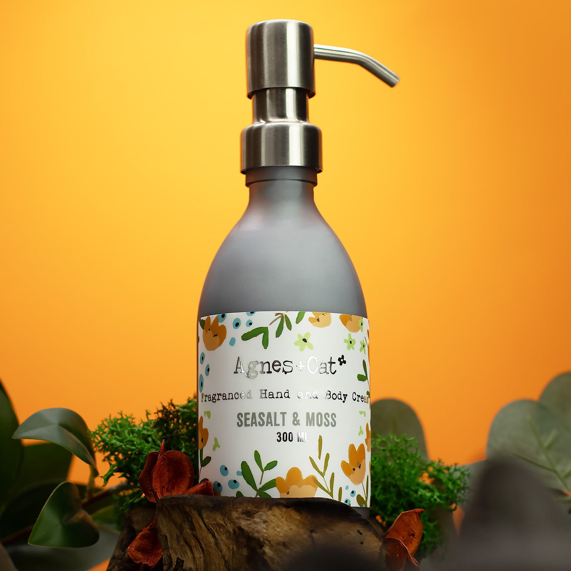 Agnes + Cat Hand & Body Cream - Sea Salt & Moss – detail view