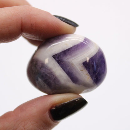Medium African Tumble Stones - Amethyst - Chevron – lifestyle shot