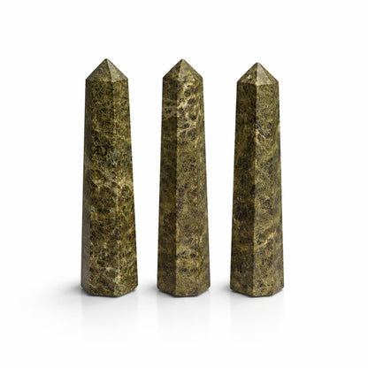 Gemstone Six Face Obelisk Point approx 11cm  - Epidote – detail view