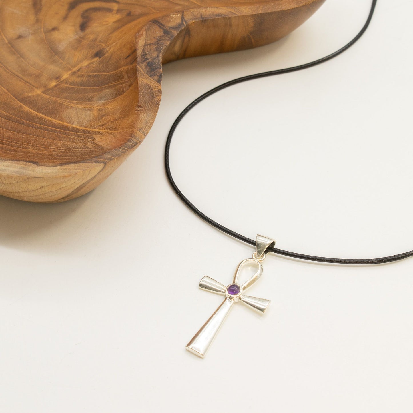 Indian Devotional Pendant - Silver Plated (45cm Cord)- Ankh Symbol of Eternal Life – detail view