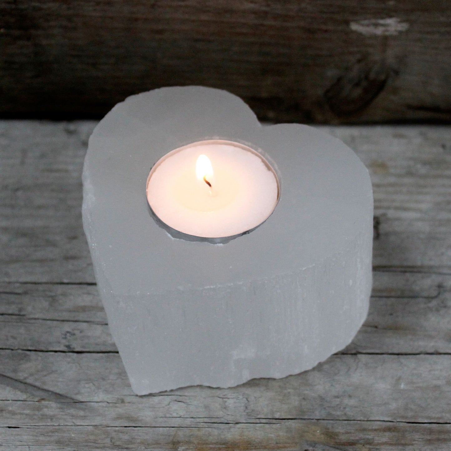 Selenite Heart Candle Holder – detail view