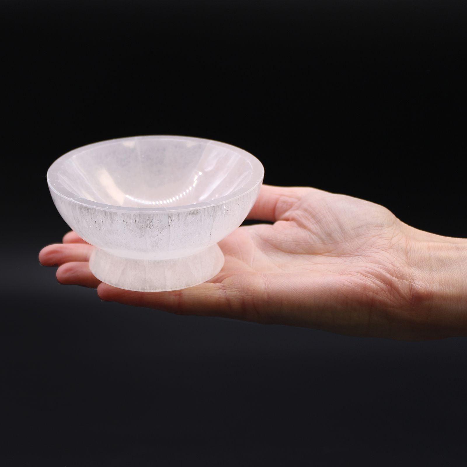 Selenite Ritual Bowl  - 10cm – lifestyle shot